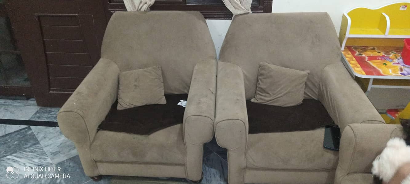 5 seated sofa 2