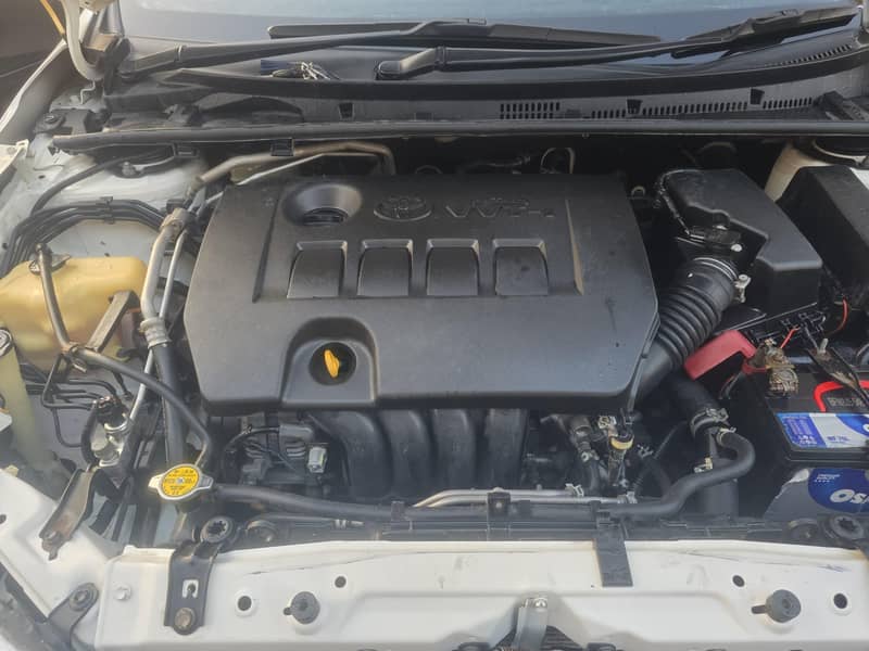 corrola altis 8