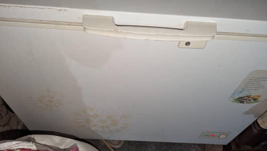 Kenwood freezer single door 100% working
