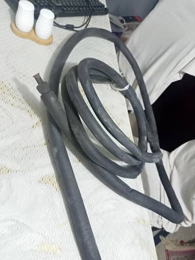 Haier AC pipe in perfect condition