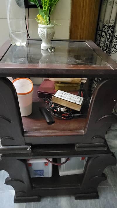 table set complete wood. polish needed. glass on all tables