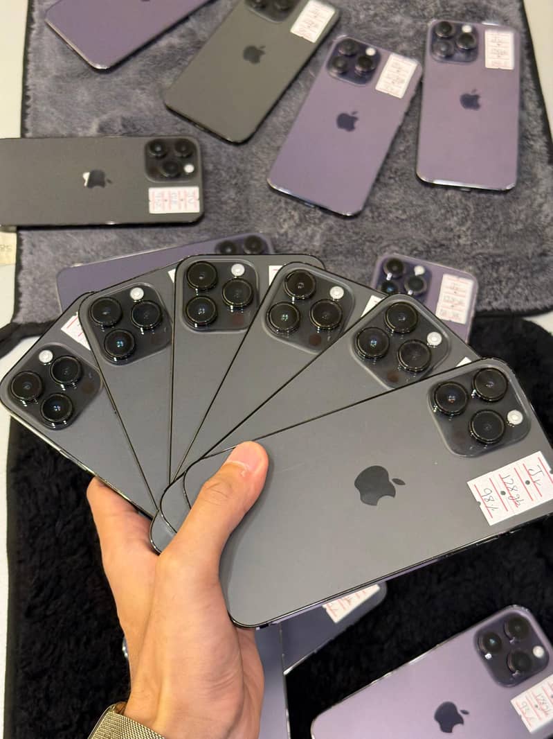 iPhone 14 pro max 1