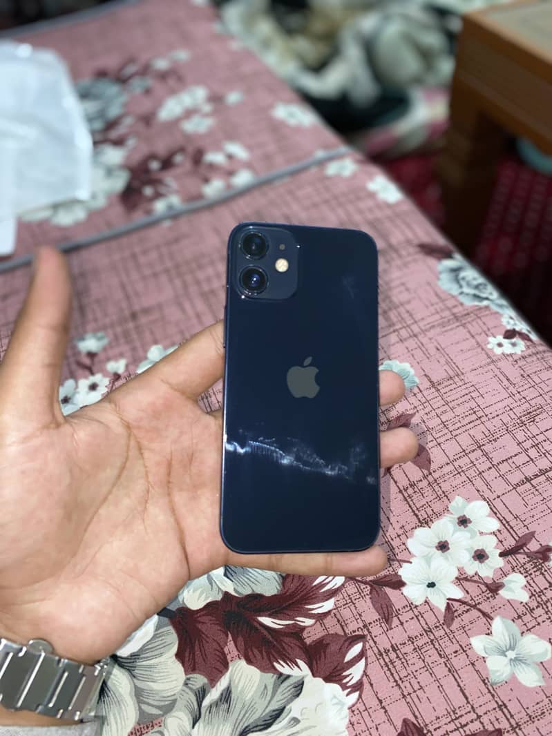 IPHONE 12 mini 1