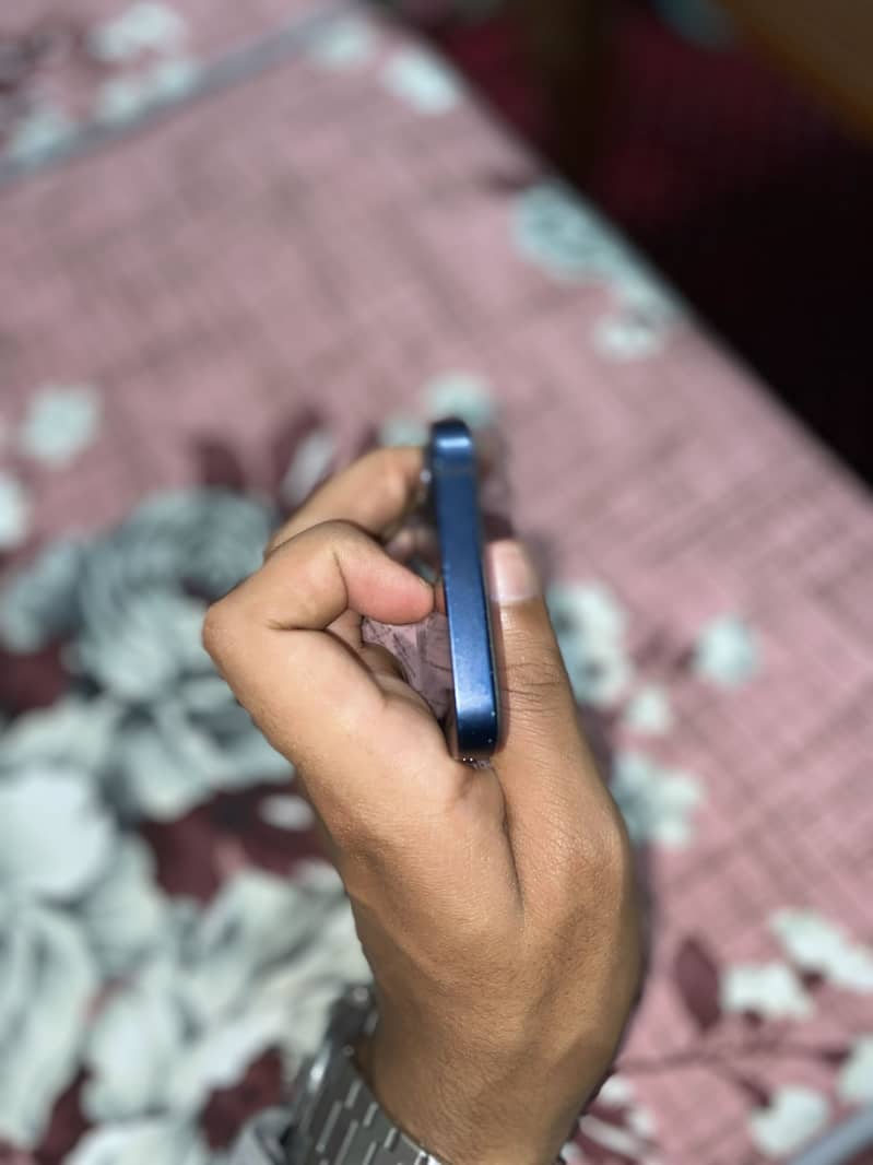 IPHONE 12 mini 8
