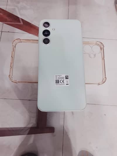 8/256 GB  neat and clean 2 month warranty parri hai abhi