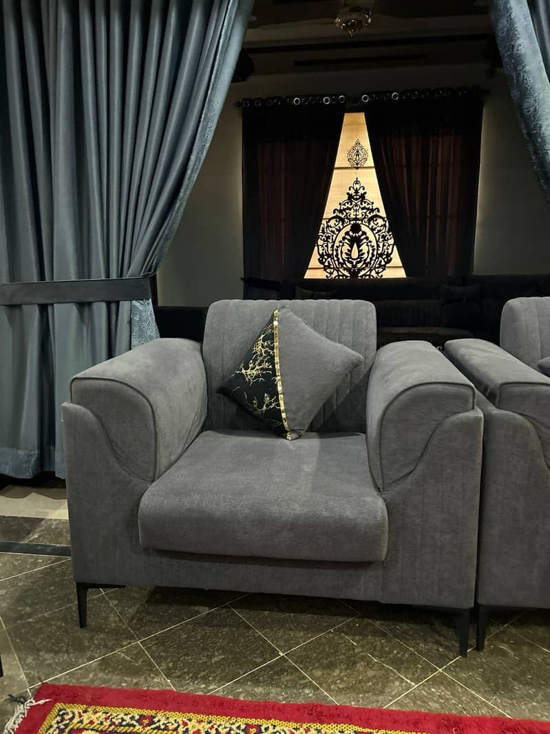 7 seater sofa 1