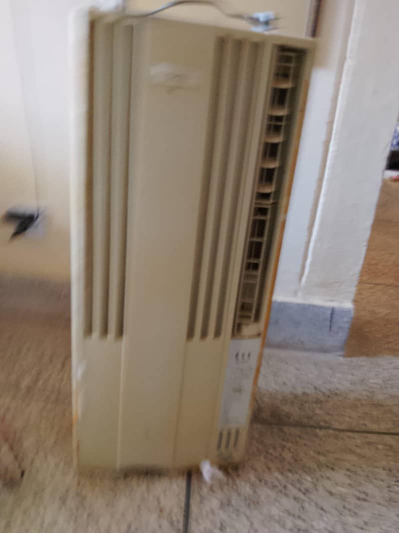 110 window AC 2