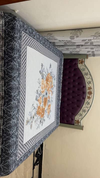 Iron double bed without side tables without matress