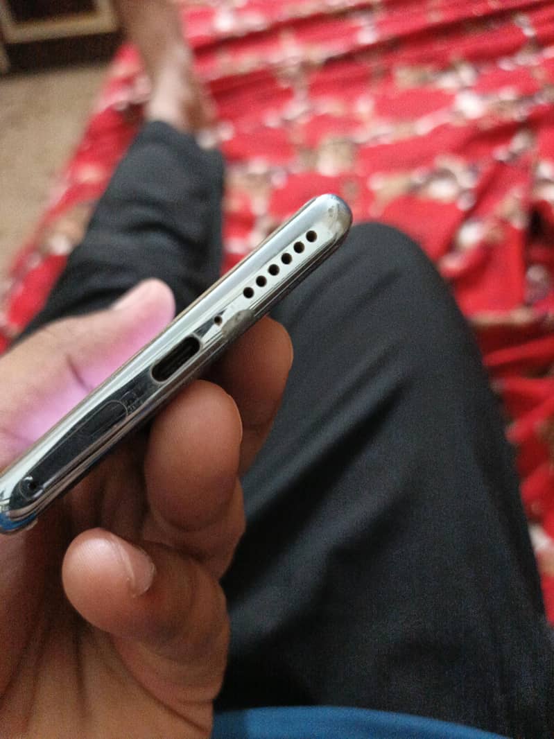 8/256   10/10 2