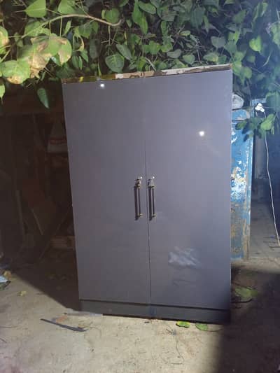 4fit wardrobe 2pes lamination sid door hi gloss 6.5*4 ft