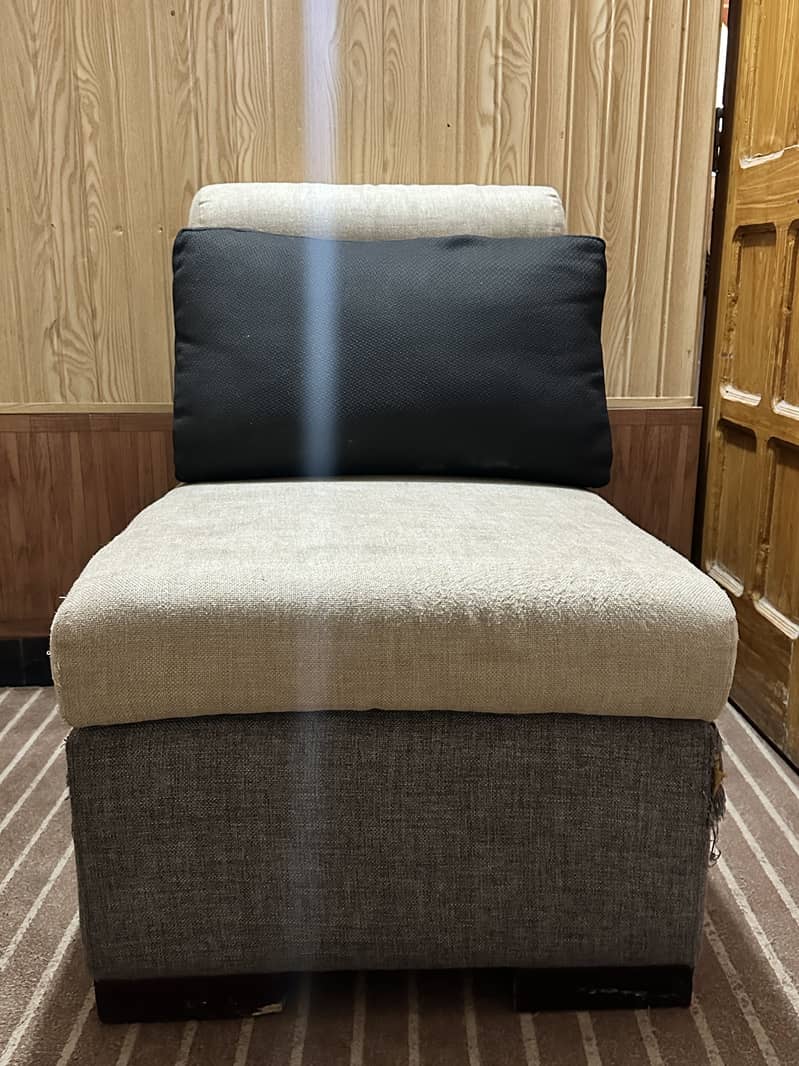 L shape sofa 0