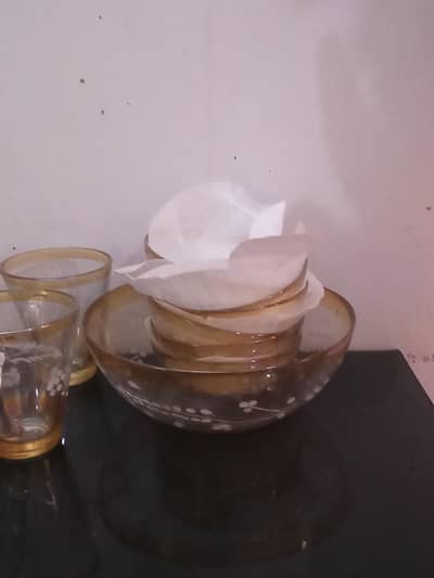 New shesha Golden camplet set 20 pieces . . half  price 4k
