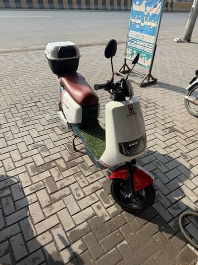 Glxy yj future 1000w