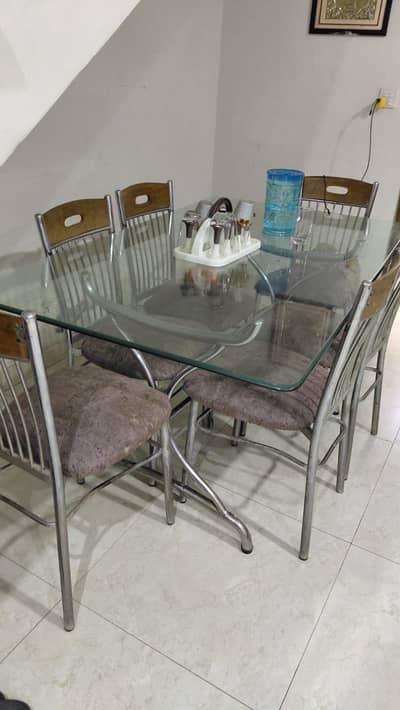 Dining Table with the set of Chairs