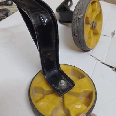 cycle side wheel