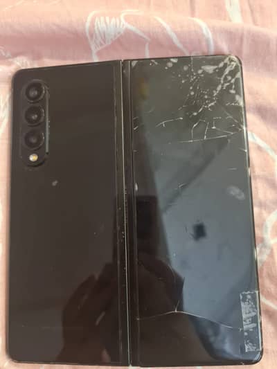 - Note 20 and Z flip 3 both