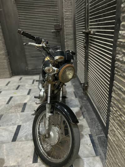 GS 150 2018 model