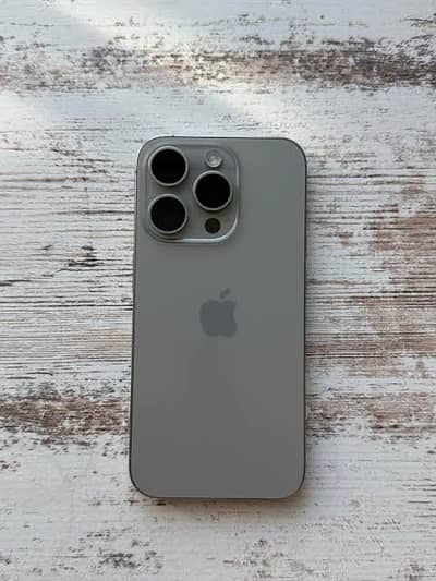 IPHONE 15 pro 256 Gb PTA Approved Natural Titanium