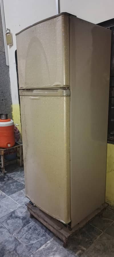 Dawlance refrigator for sale