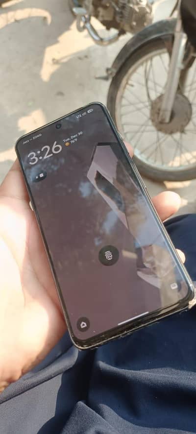 google pixel 8 condition 10 by 10