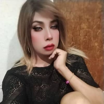Hina g shemail islamabad 03195200792
