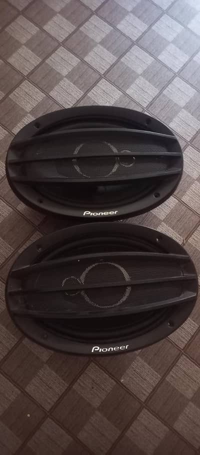 speaker  03044251337