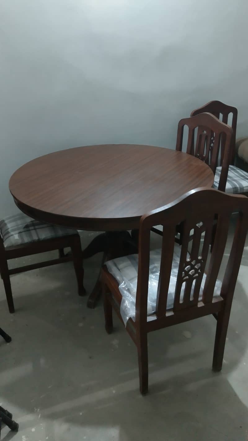 dining table set 0
