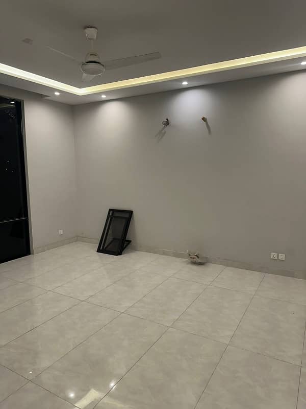 Separate Upper Portion Low Budget 5