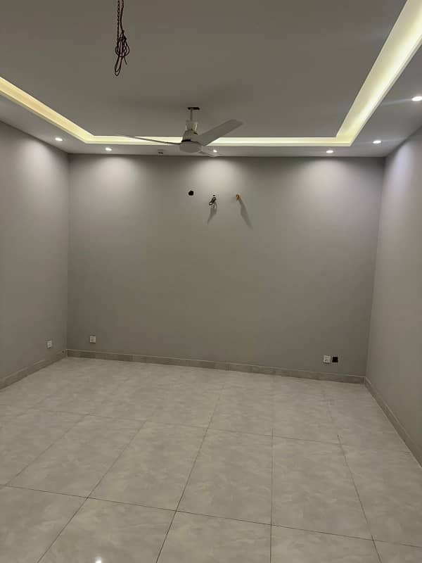 Separate Upper Portion Low Budget 8