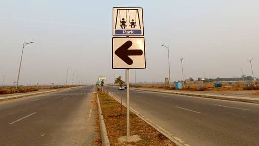 Centrally Located Residential Plot For Sale In DHA Phase 7 - Block Y Available
