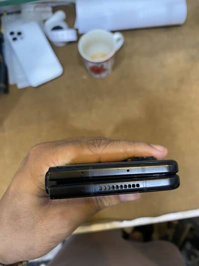 Samsung galaxy Z fold 3 non pta 12/256