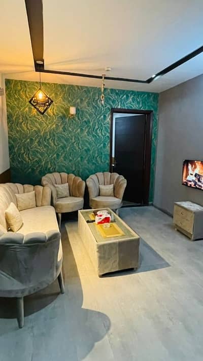 Per day/ Daily and weekly basis, One bedroom fully furnished luxury apartments available for rent Gulberg Greens Islamabad