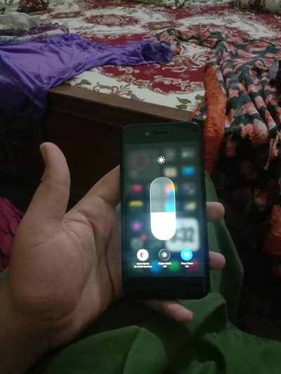 I PHONE SE 2020