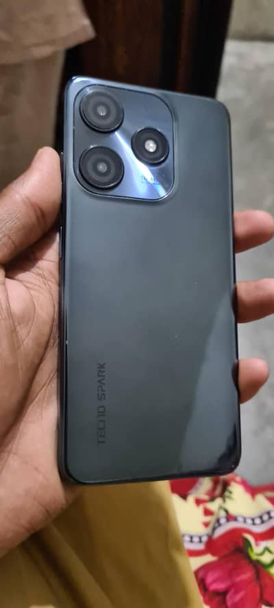 tecno spark 10c  128gb 4+4gb