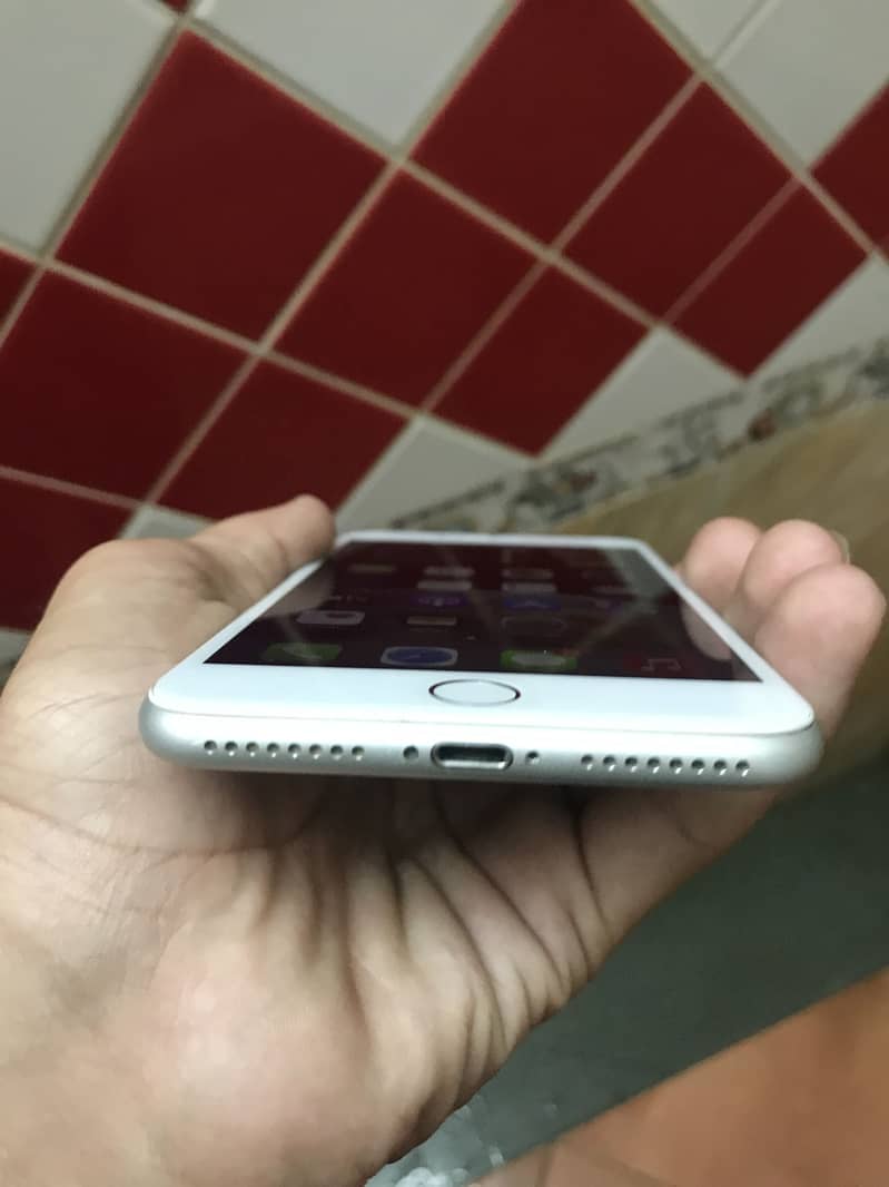 iPhone 8plus PTA prof 1