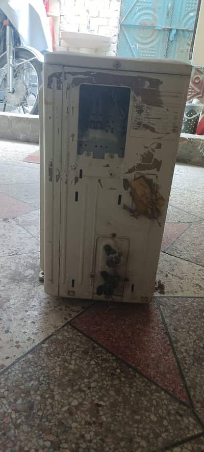 gree ac urgent sale