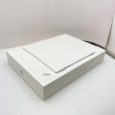 Macbook Air M4 13" | M4 CHIP | 16GB RAM | 256GB SSD | Open Box