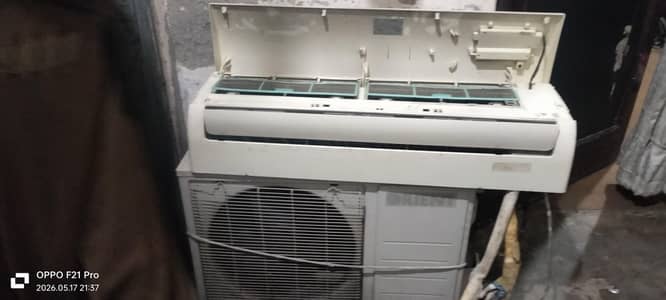 oriant ac urgent  sale