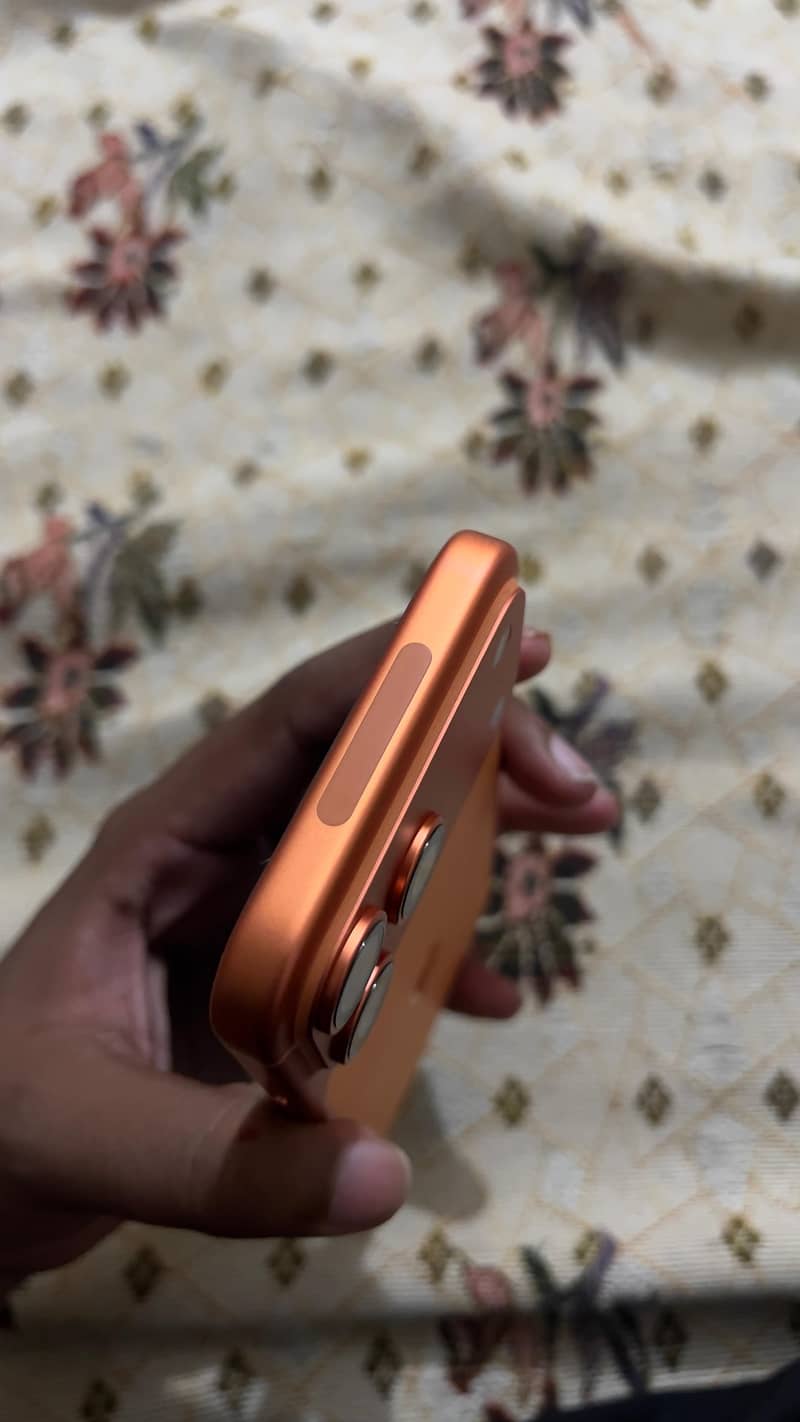 Iphone 17 pro max 1