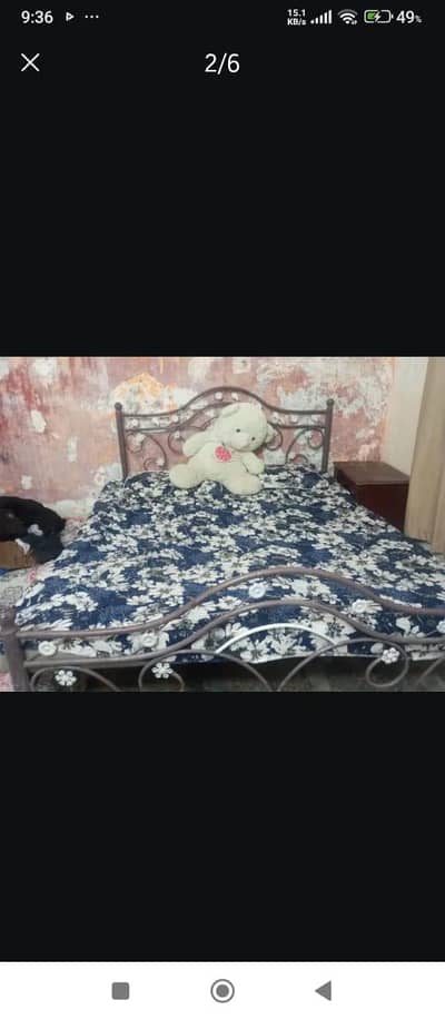 iron bed with 2 metress