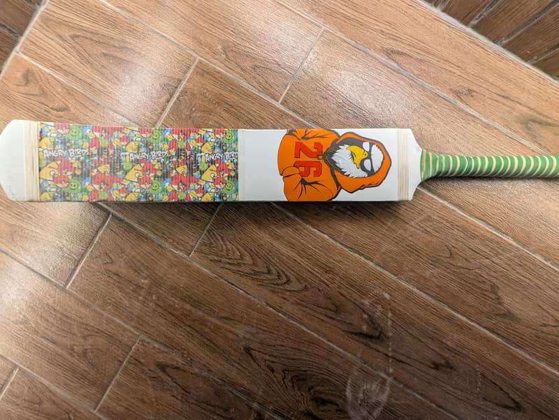 JD cricket bat 2