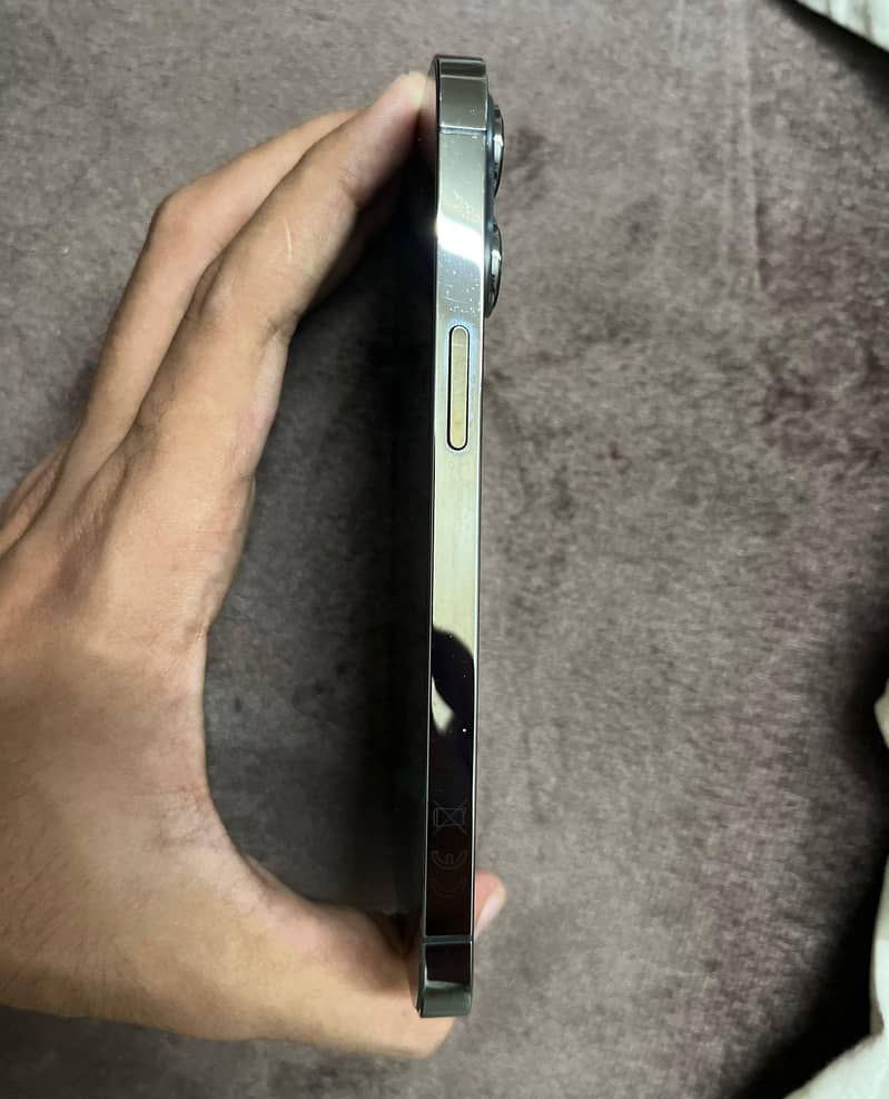 iphone 13 pro 4