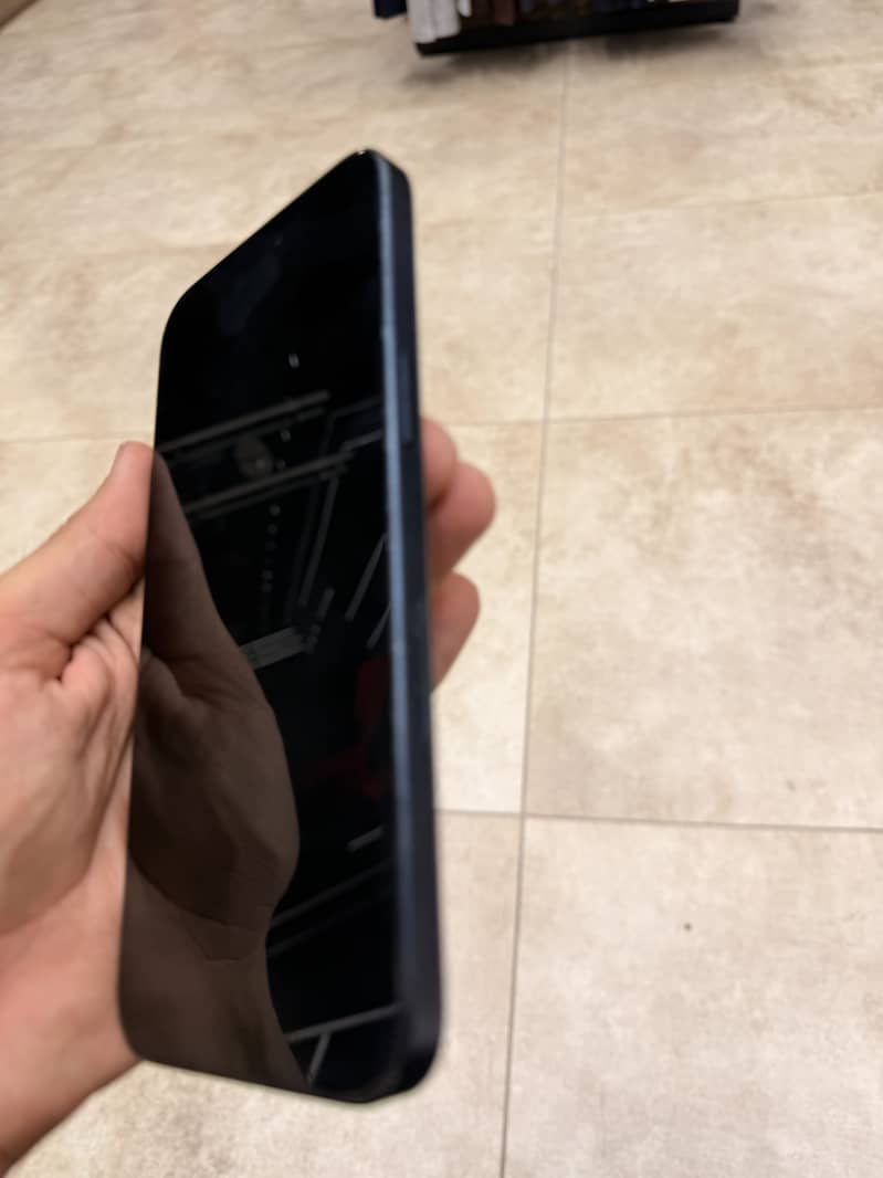 Iphone 15 Pro Max 4