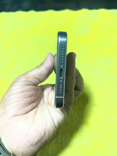IPHONE 15 PRO MAX 1TB PTA