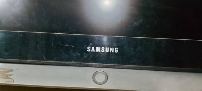 LCD screen plus receiver bi hai cable bi sath
