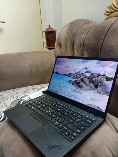 lenovo thinkpad x1 carbon i7 8th gen