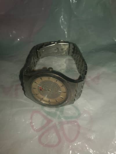 Its a ti carto brand watch and it's about a year old
