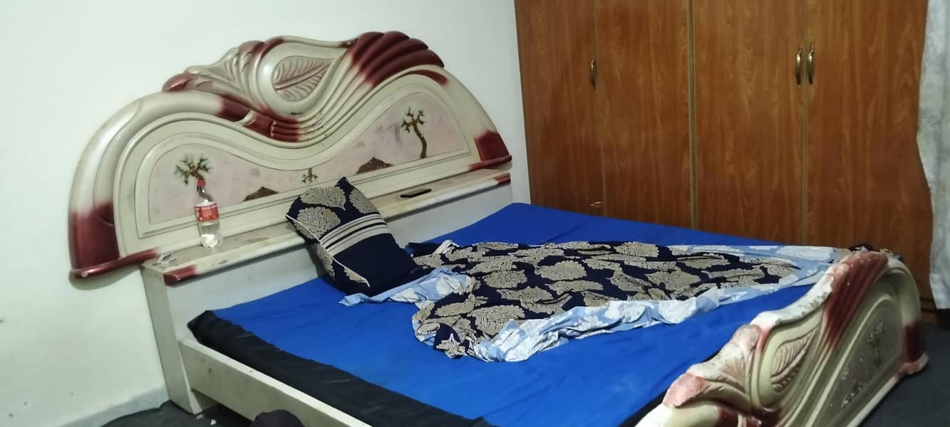 King Bed 1
