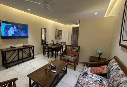 Lavish Studio Apartment Indigo Gulberg on per day rent