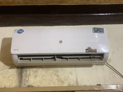 PEL inverter Air conditioner 1 Ton 10/10 Condition